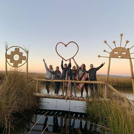 Uros Lodge Lover Titiqaqa Puno Exterior photo