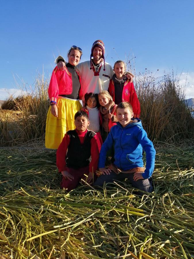 Uros Lodge Lover Titiqaqa Puno Exterior photo