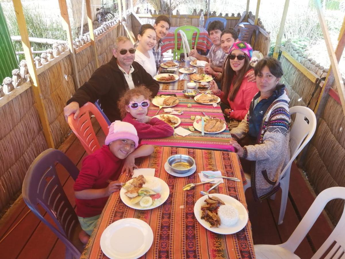 Uros Lodge Lover Titiqaqa Puno Exterior photo